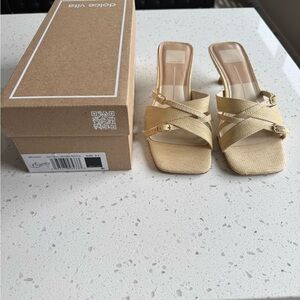 Dolce Vita Raffia Textured Sandals